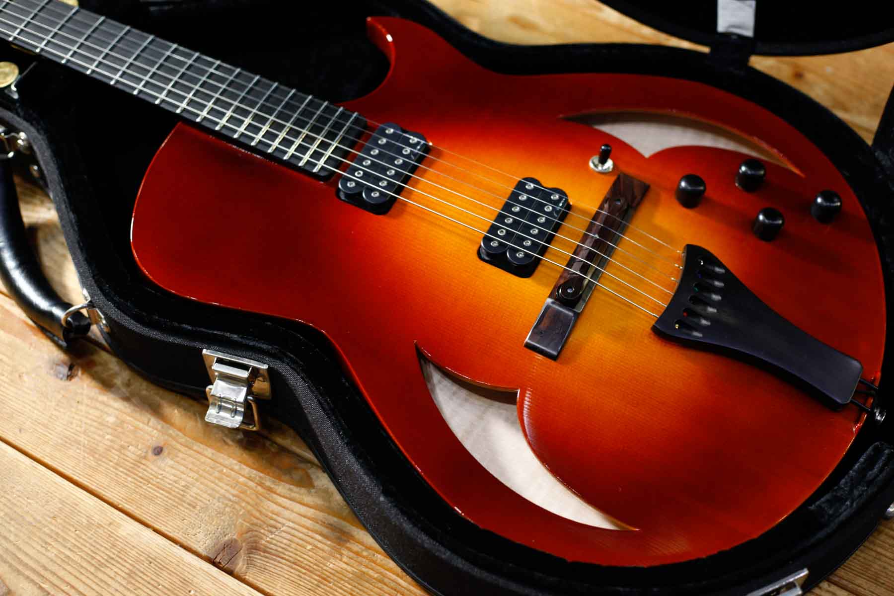 商談中】Marchione -SEMI HOLLOW-【USED】 – Guitar Shop Hoochie's