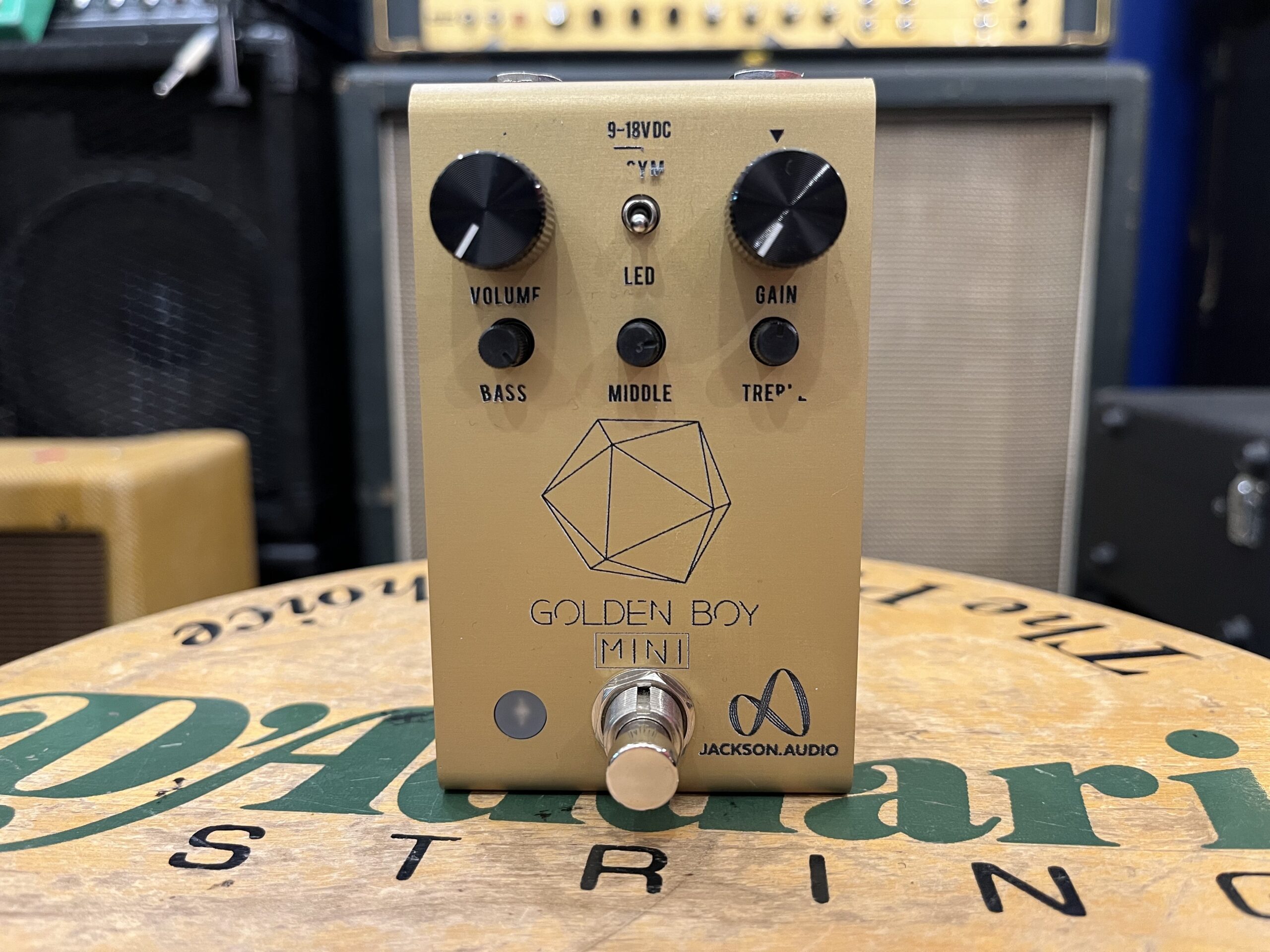 GOLDEN BOY MINI